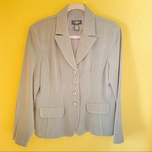 Gray skirt Suit, size 14 petite.